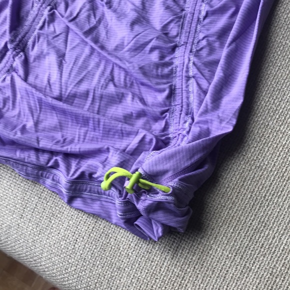 Lululemon tank top - Picture 3 of 5
